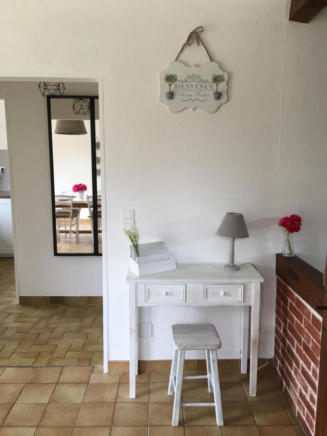 Le Cottage De Mae Seigy Eksteriør bilde