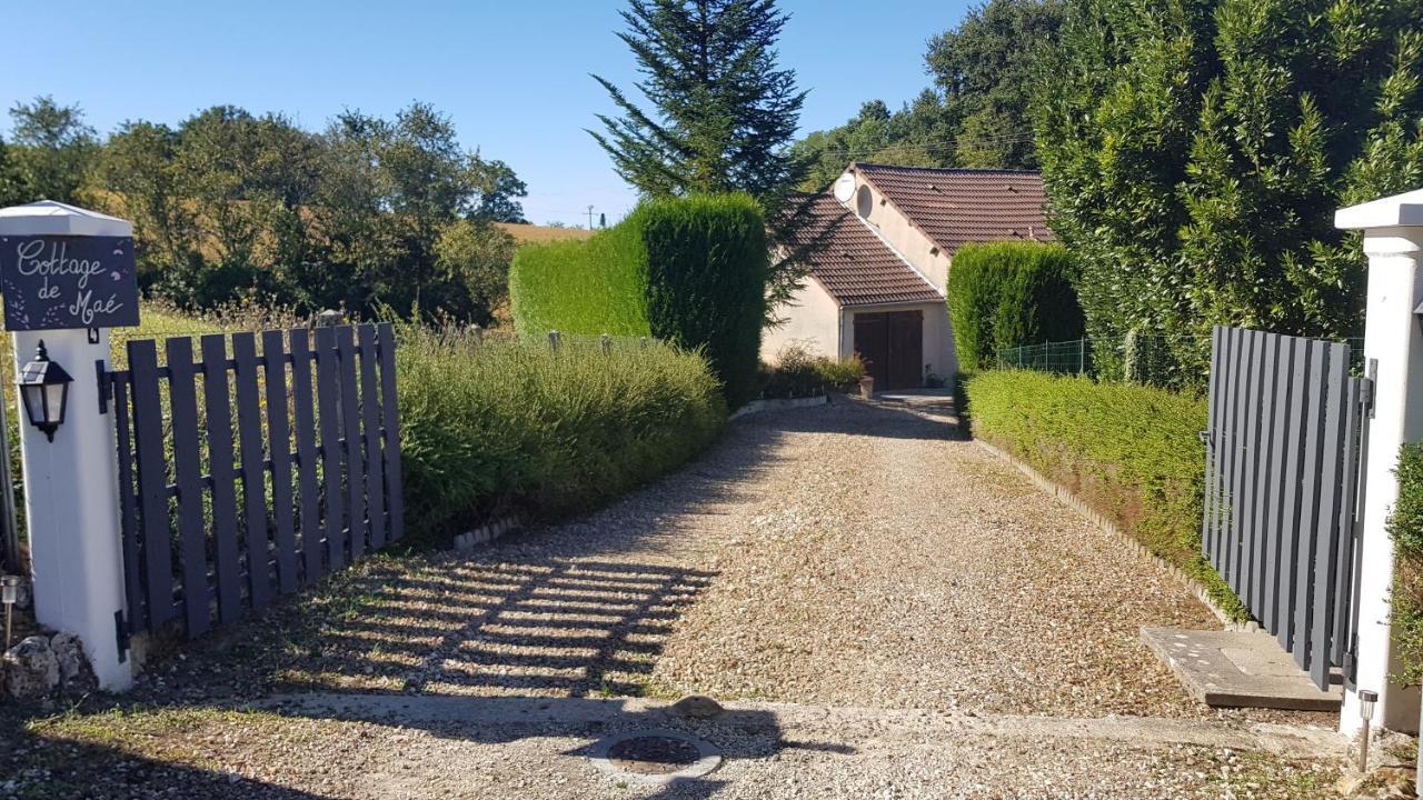 Le Cottage De Mae Seigy Eksteriør bilde